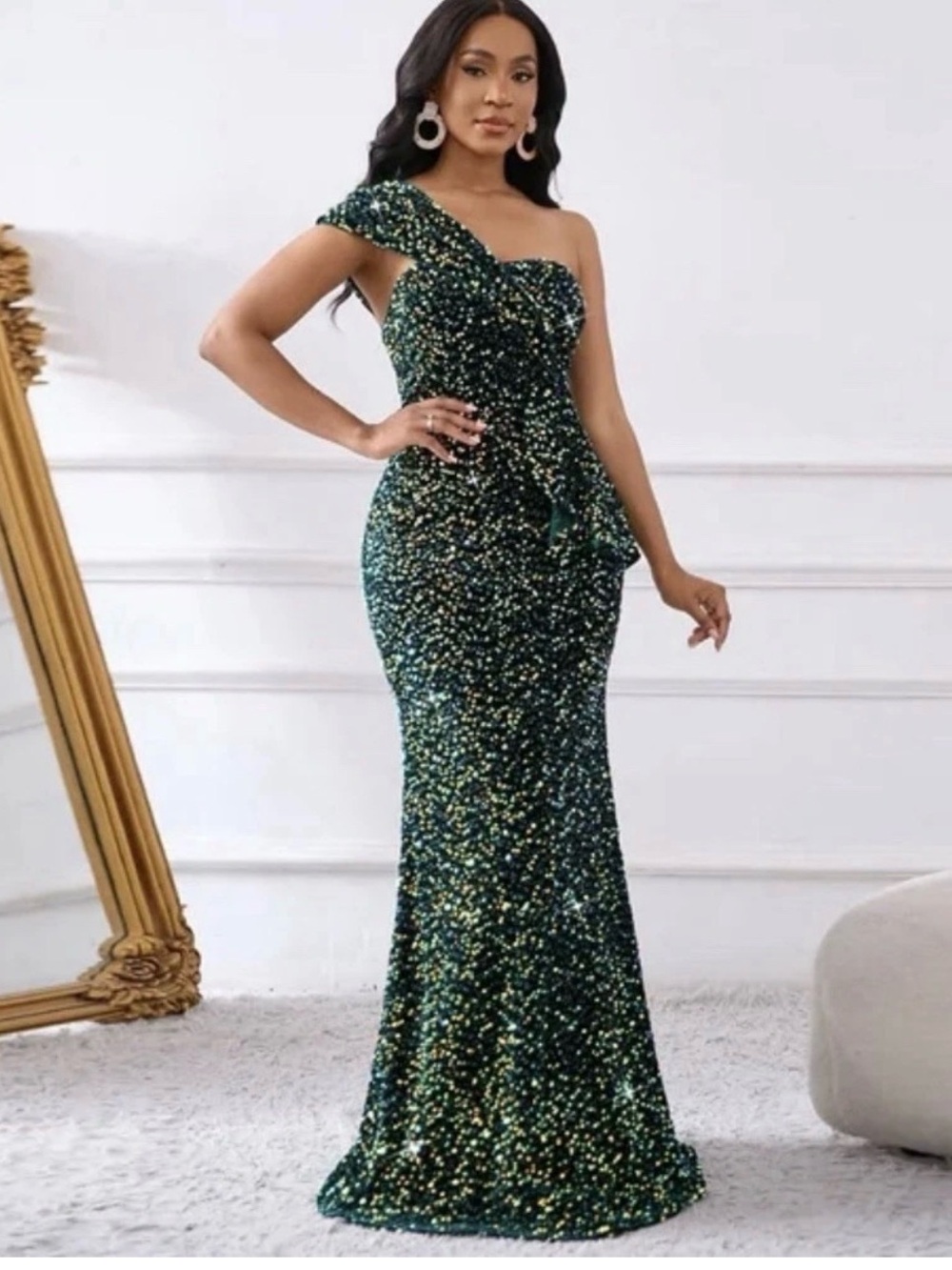 One-Shoulder Green with gold Sequin Evening Gown. Mermaid XL